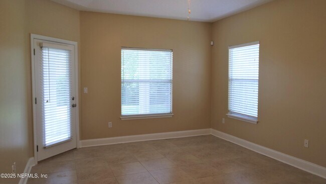 Building Photo - 2137 Pond Spring Way