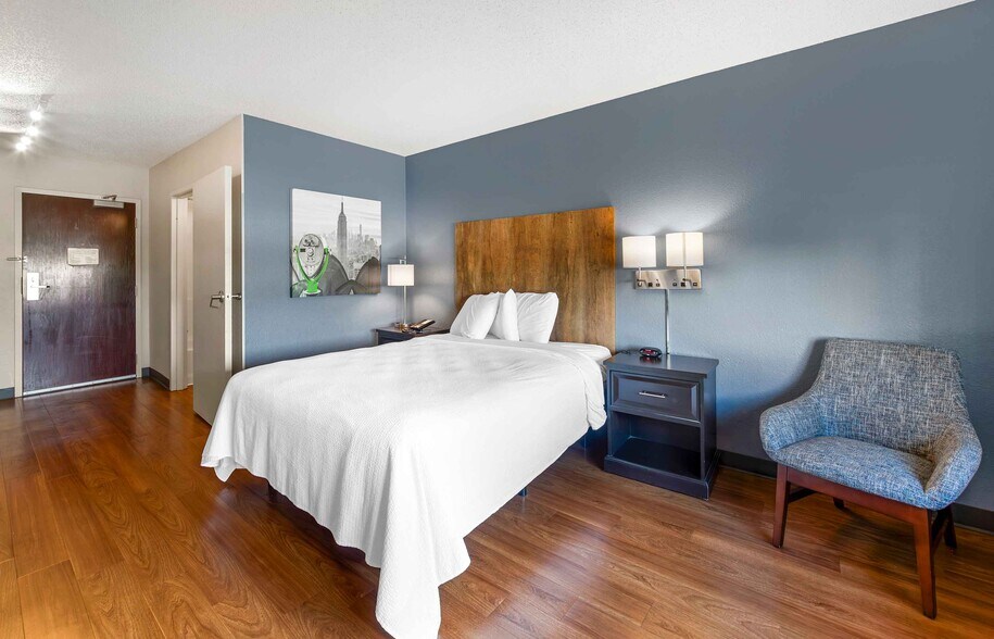 Building Photo - Furnished Studio-Ft. Lauderdale - Cruise Port - Airport