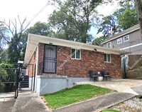 Building Photo - 2762 Palm Dr