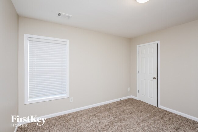 Building Photo - 5450 Crestwick Wy