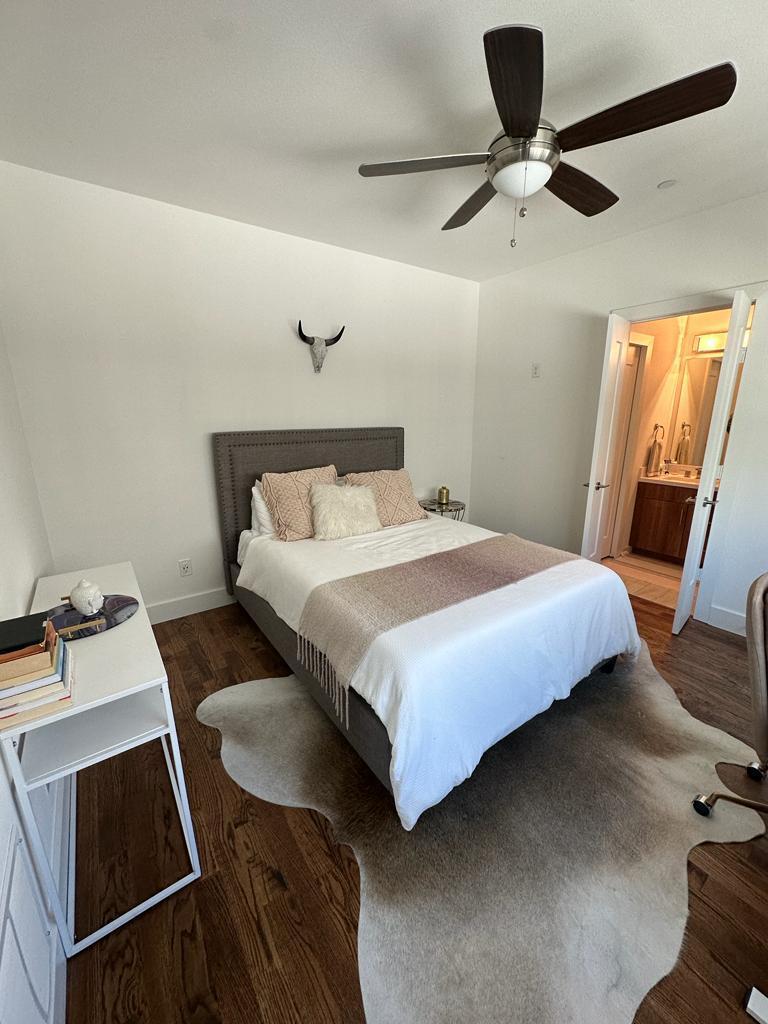 Building Photo - 5705 Bryan Pky