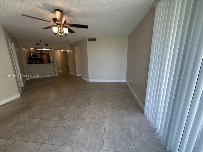 Building Photo - 10401 W Broward Blvd