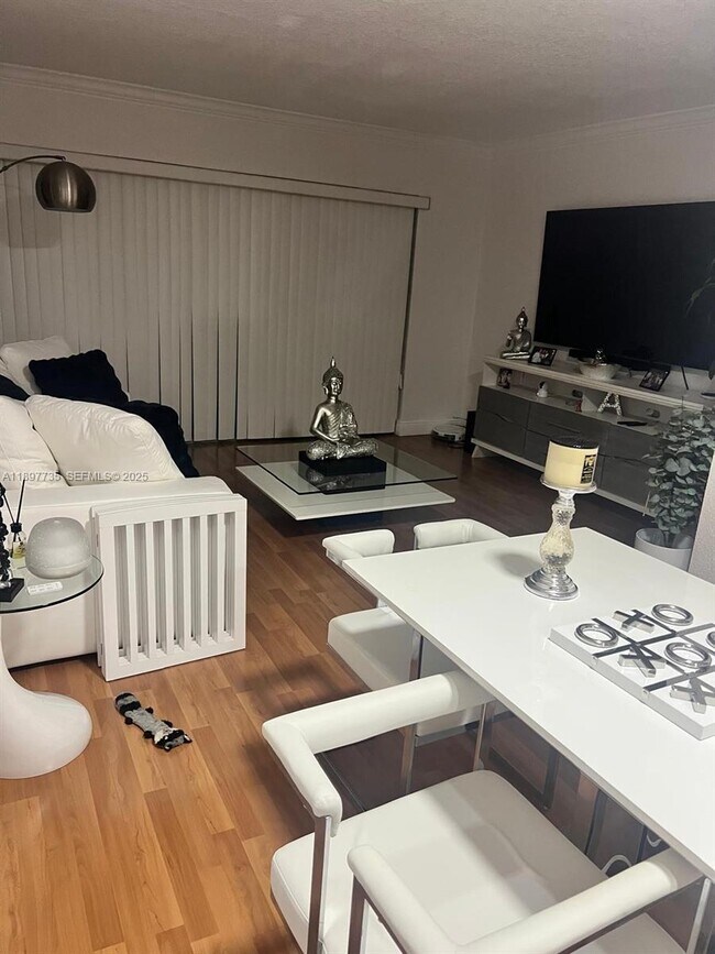 Building Photo - 230 NW 87th Ave