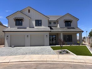 Building Photo - BRAND NEW 5 bed | 3 bath | 3 car garage cu...