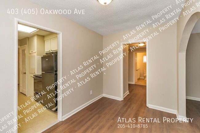 Building Photo - 403 (405) Oakwood Ave-