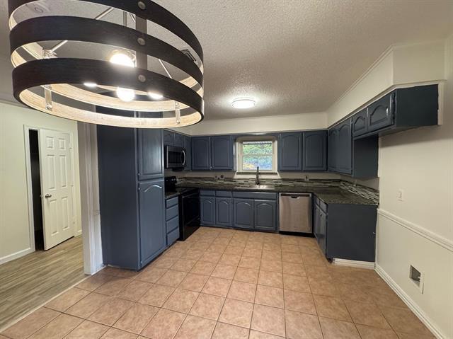 Building Photo - 1508 Hollowbrook Ct