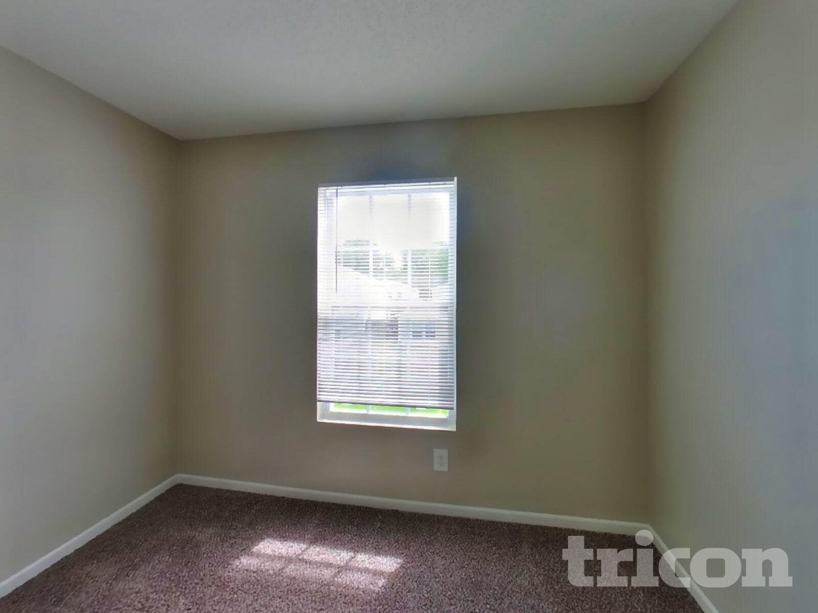 Building Photo - 6245 Monteo Dr