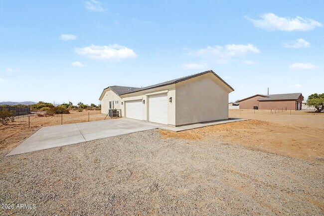 Building Photo - 12138 S Airport Rd