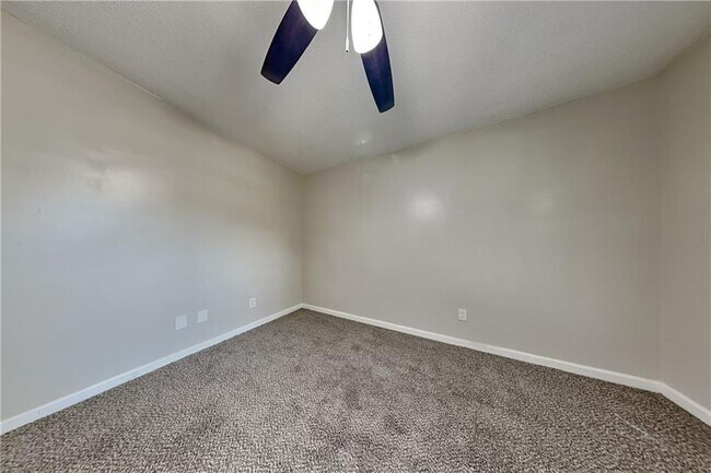 Building Photo - 300 Whisper Way NE
