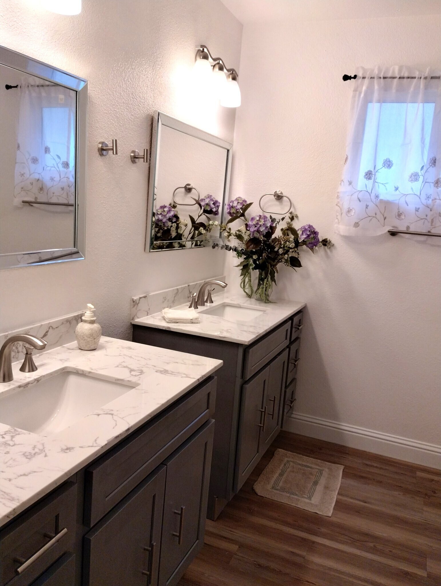 Building Photo - 637 Grambling Ct