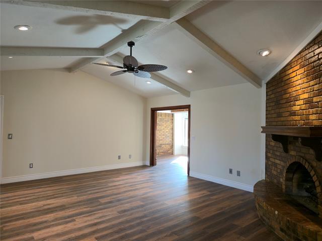 Building Photo - 2021 Aliso Rd