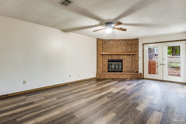 Building Photo - 6327 Heart Pine Dr