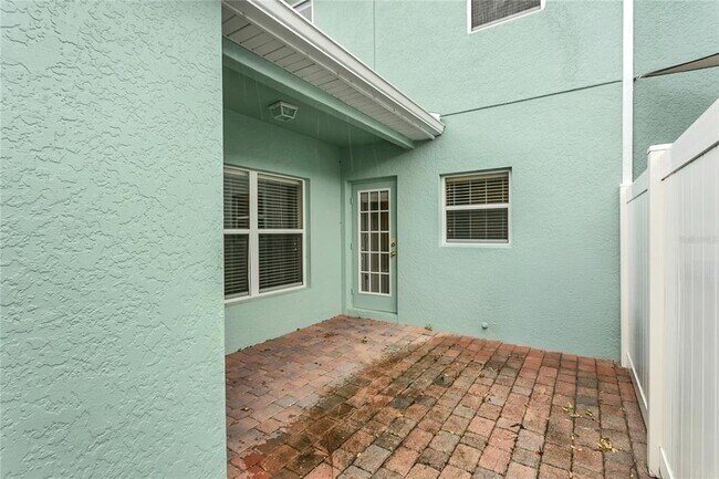 Building Photo - 543 Rainbow Springs Loop