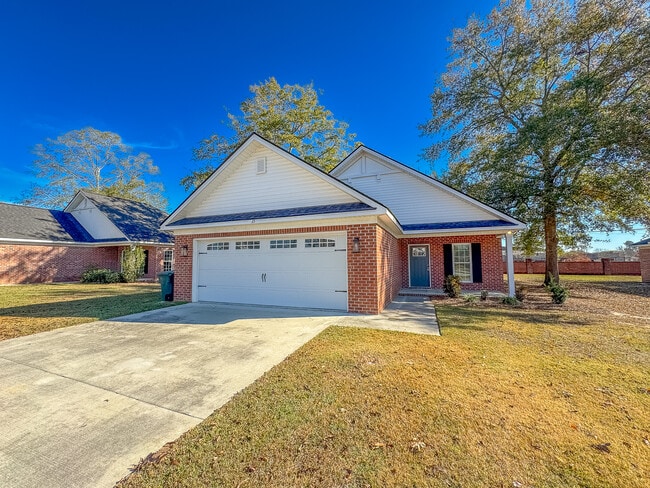 Building Photo - 35 Grove Cir