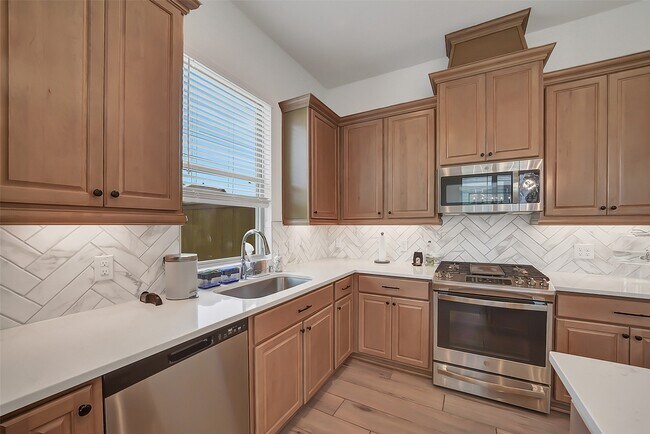 Building Photo - 12934 Rio Mariano Ln