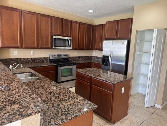 Building Photo - 14044 SW 276th Way