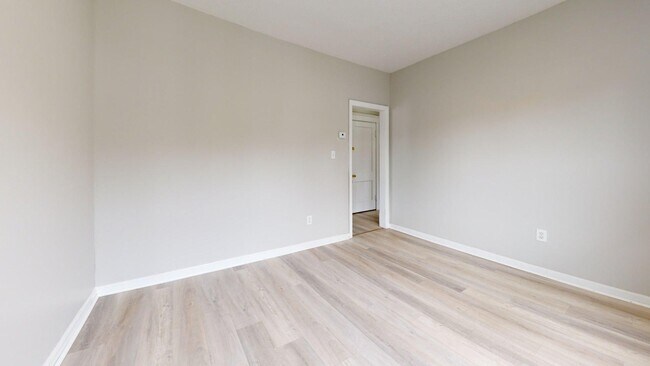 Building Photo - 3816 W 36th St