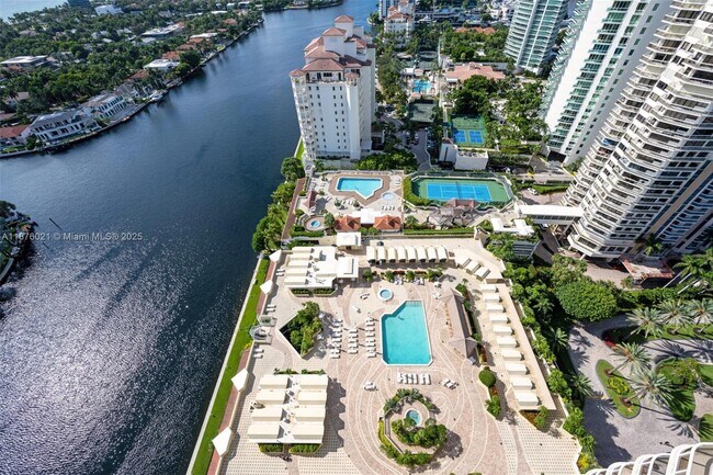 Building Photo - 20191 E Country Club Dr