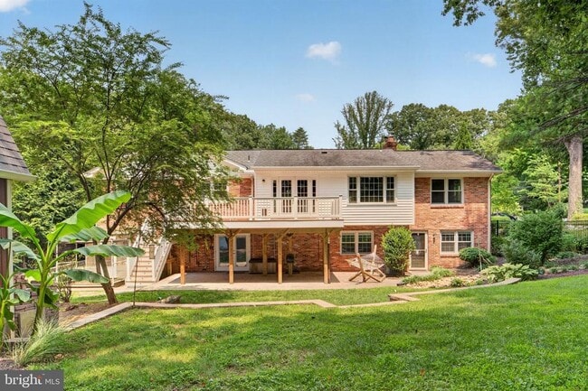Building Photo - 6443 Walters Woods Dr