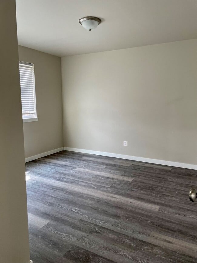 Building Photo - 1021 Newell St