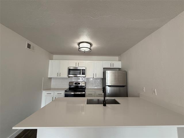 Building Photo - 3627 Almazan Dr