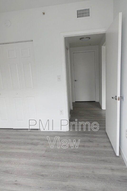 Building Photo - 11040 SW 196th St