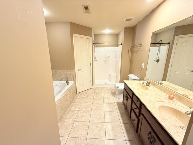 Building Photo - 6313 Sky Crest Ct