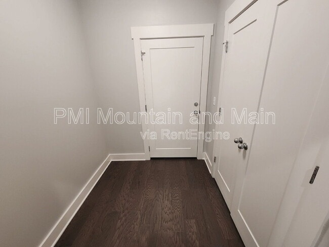 Building Photo - 16 Alice Clement Ln