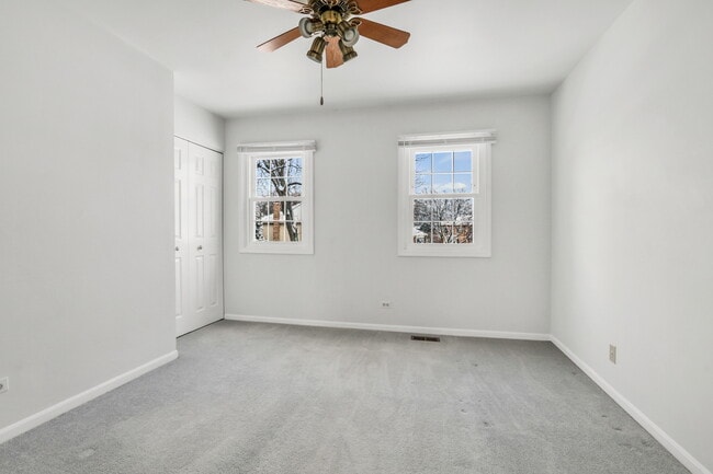 Building Photo - 1000 Cumberland Ln