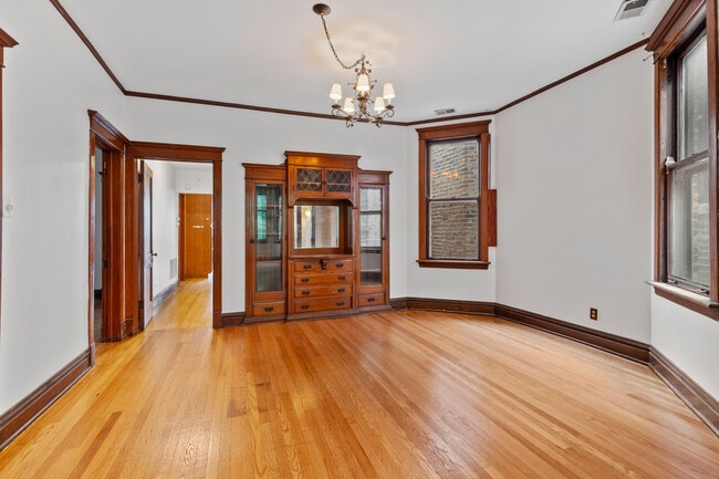 Building Photo - 2639 N Whipple St