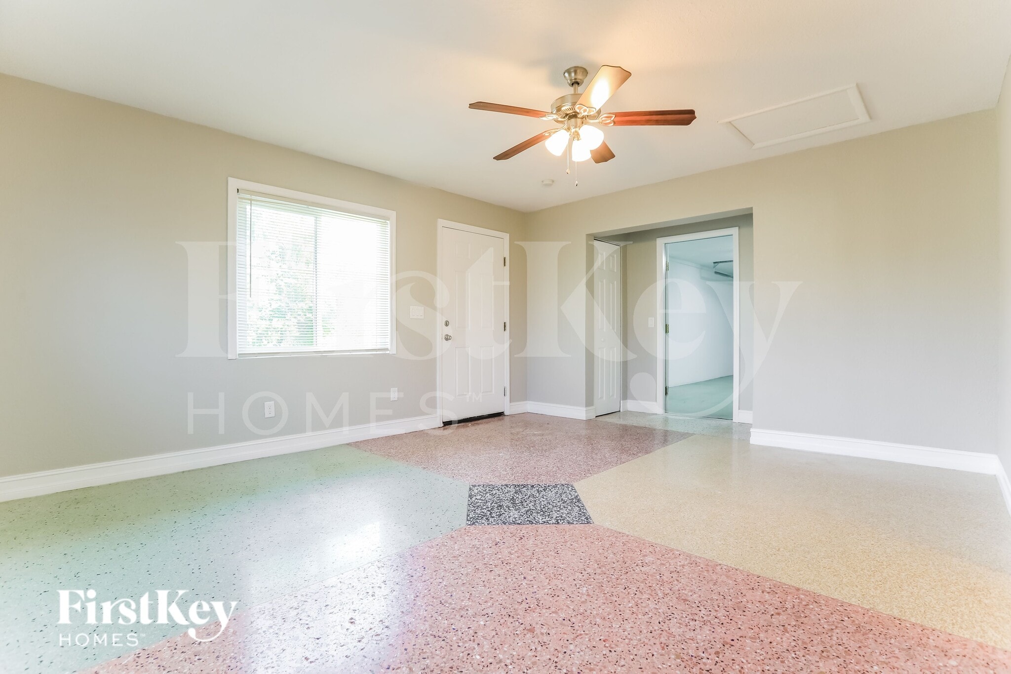 Building Photo - 19242 Edgewater Dr