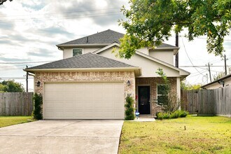 Building Photo - 5046 Van Fleet St