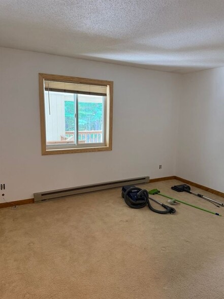 Building Photo - 42 Harmony Ln