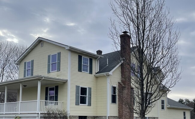 Primary Photo - 515 Winthrop St