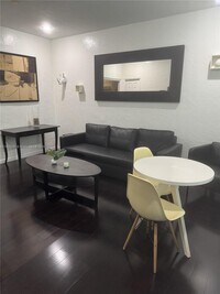 Building Photo - 349 Meridian Ave