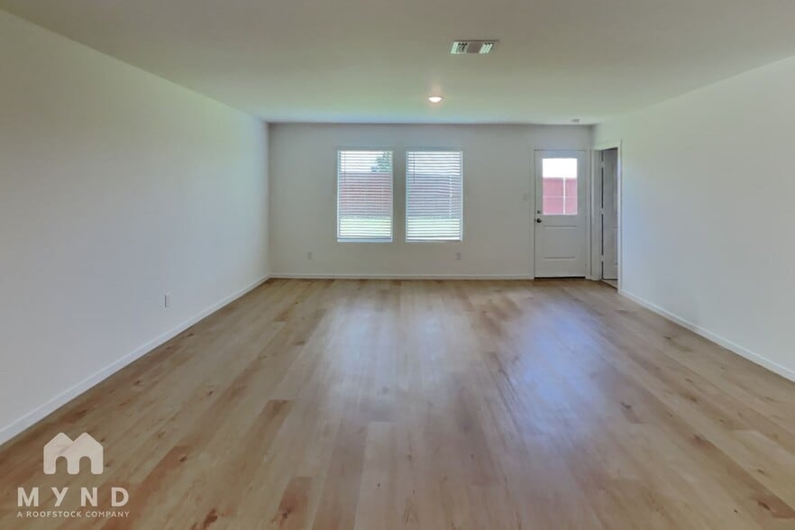 Building Photo - 9624 NW 123rd St