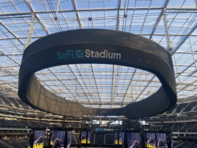 Building Photo - 13730 Mindora Ave