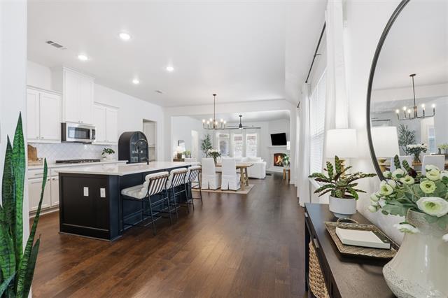 Building Photo - 15137 Devonne Dr