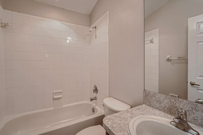 Building Photo - 3526 Morgan's Bluff Ct