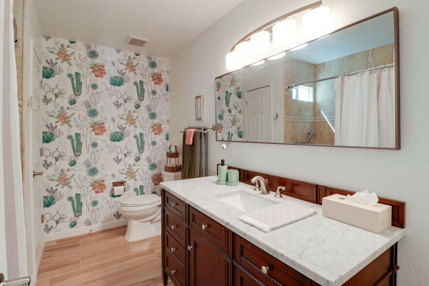 Building Photo - 2909 N Cascada Cir