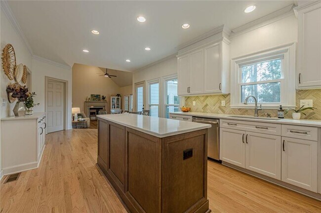 Building Photo - 6430 Bannerhorn Run