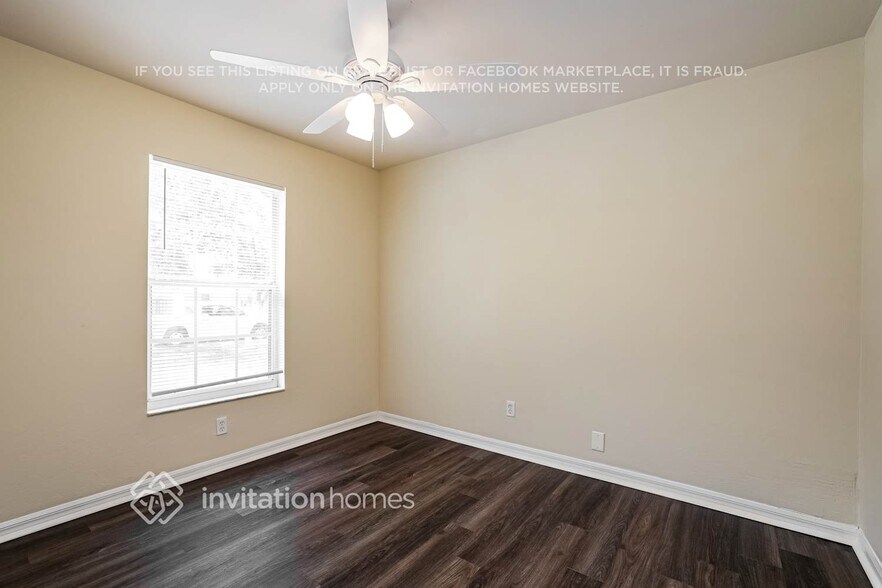 Building Photo - 15562 Horseshoe Ln