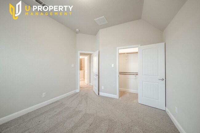 Building Photo - Rich woods in Frisco. Great location and S...