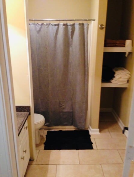 Bathroom - 1022 Old Mayhew Rd