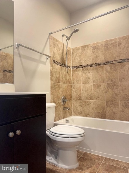 Building Photo - 42658 Alicia Terrace