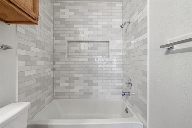 Building Photo - 3112 Freemont St