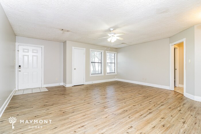 Building Photo - 2442 Chauncey Ln
