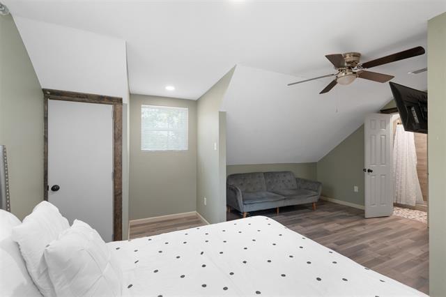 Building Photo - 2500 Fairway Dr