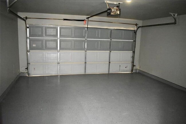 Building Photo - 21641 Forest Colony Dr