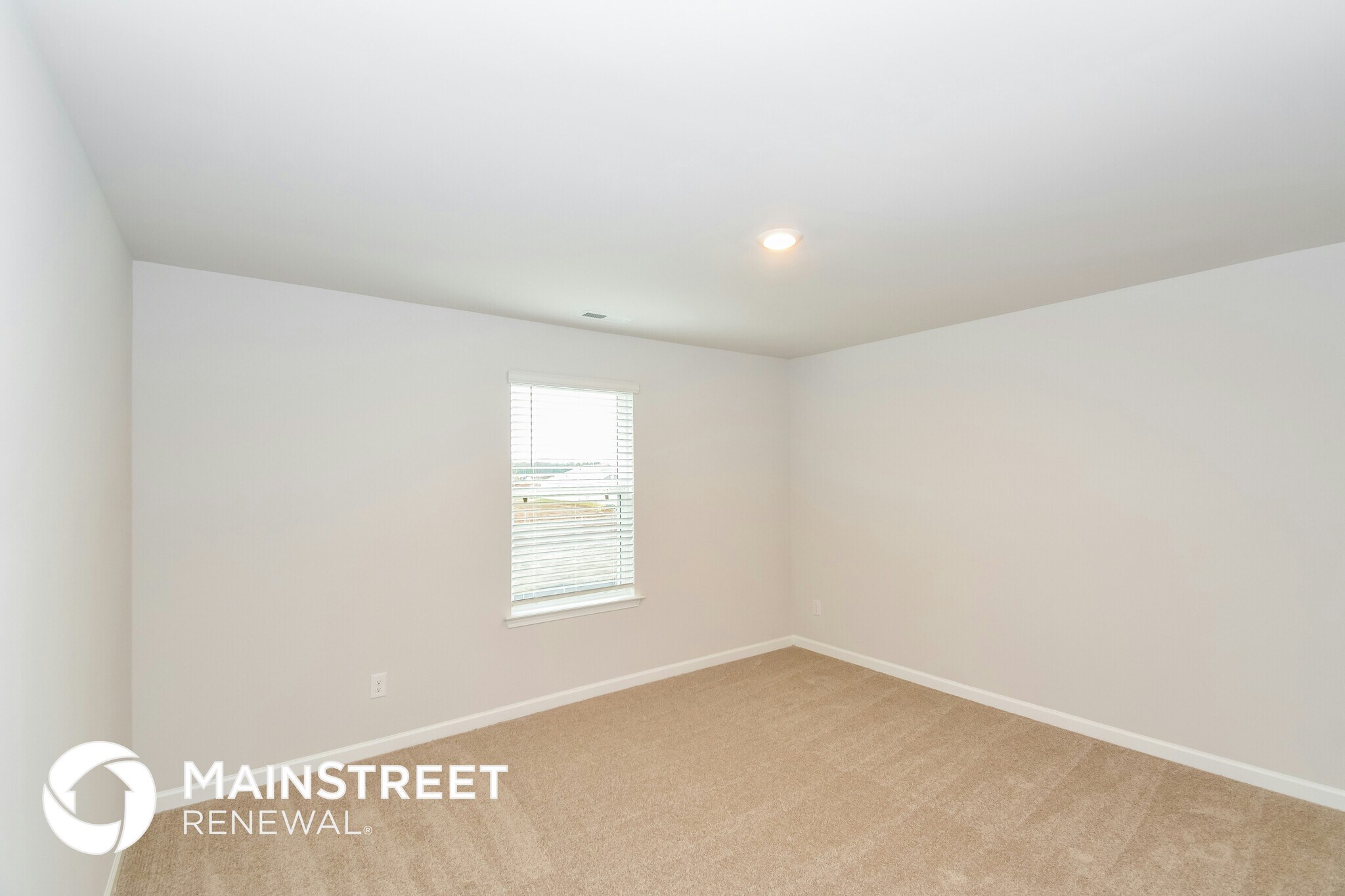 Building Photo - 2327 Curbow Dr